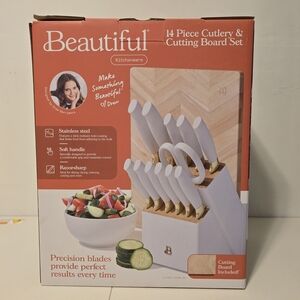 Beautiful Kitchenware 14 Piece Cutlery & Cutting Board Set